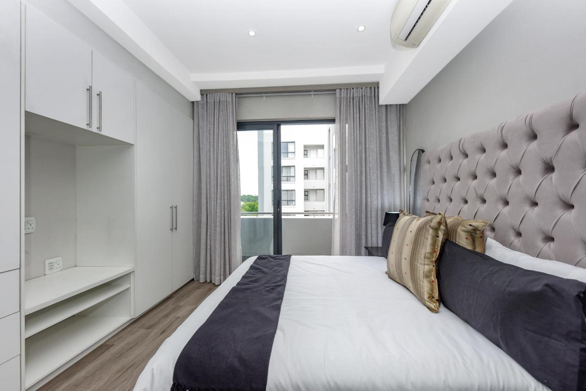 The Regency Apartments Pretoria Bagian luar foto