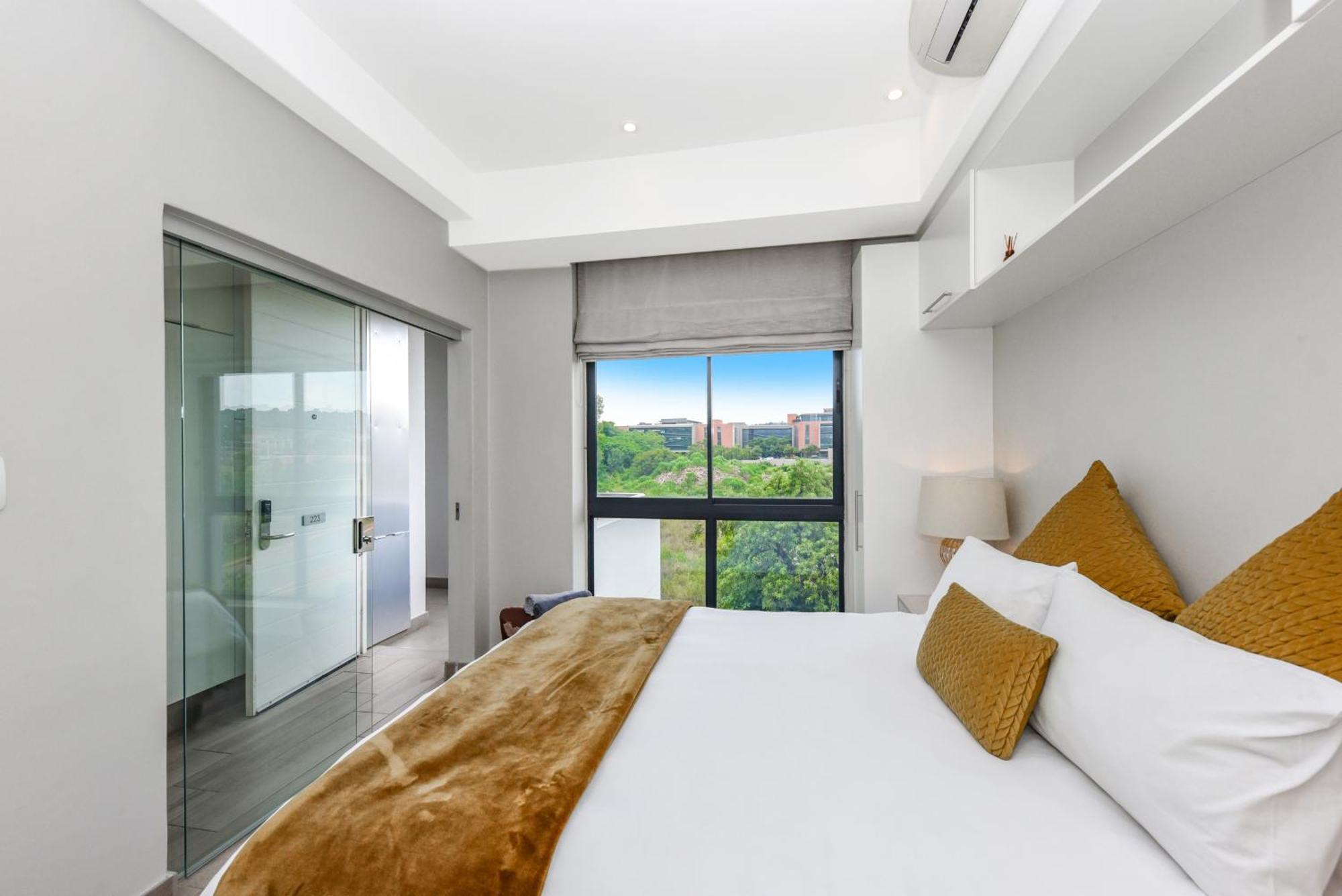 The Regency Apartments Pretoria Bagian luar foto