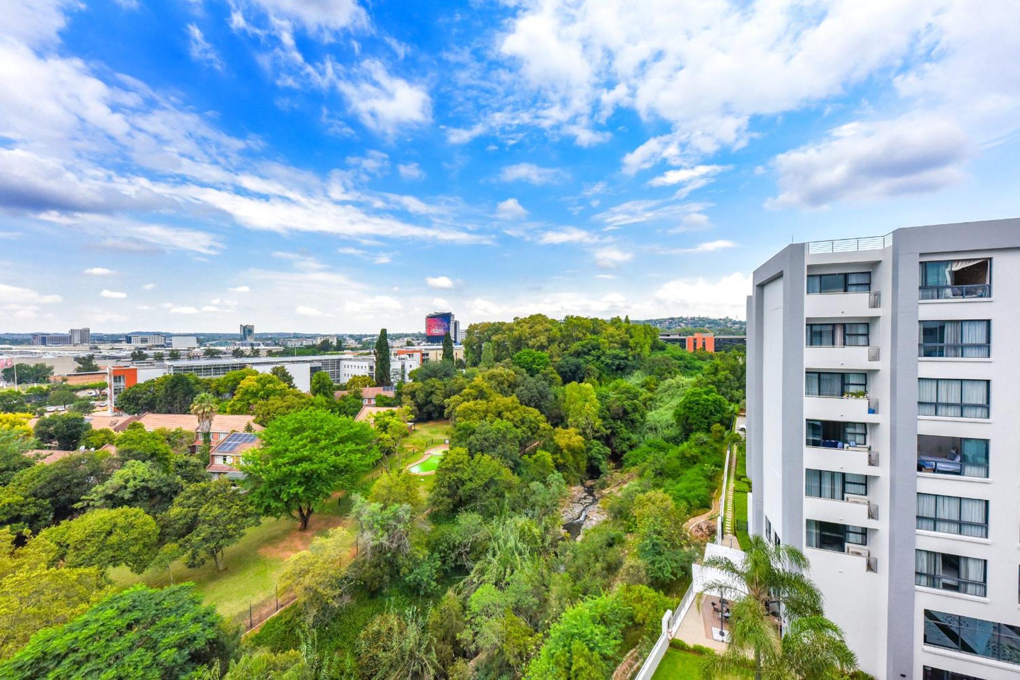 The Regency Apartments Pretoria Bagian luar foto